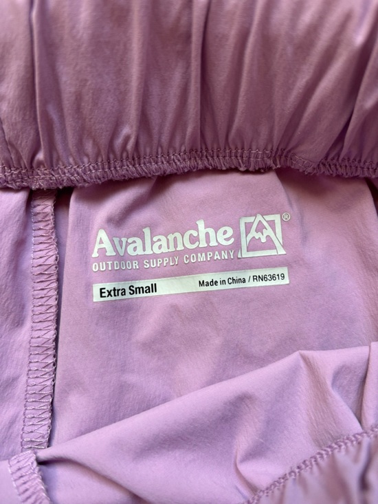 Women's Avalanche Outdoor Supply Cargo Shorts Lavender Purple XS Nylon - Picture 4 of 5